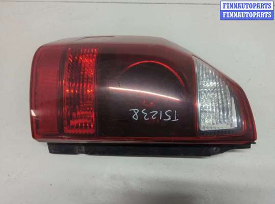 купить Фонарь (задний) на Mitsubishi Pajero / Montero 2000-2006