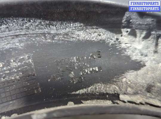 купить Молдинг крыла на Jeep Grand Cherokee 2010-2013