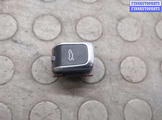 Кнопка открывания багажника салонная AU1729763 на Audi A4 (B8) Allroad 2009-2016