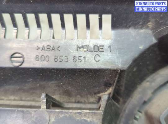 купить Решетка радиатора на Volkswagen Polo 2001-2005