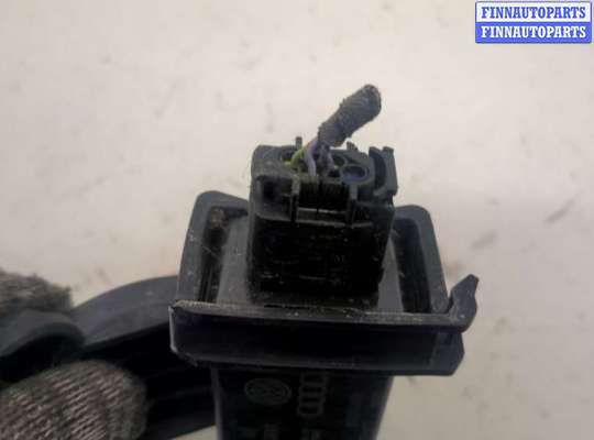 Датчик прочий на Audi A8 (D3, 4E)