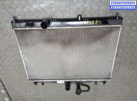 Радиатор охлаждения двигателя NS989686 на Nissan Juke 2010-2019