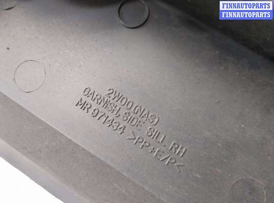 купить Накладка на порог на Mitsubishi Outlander 2003-2009