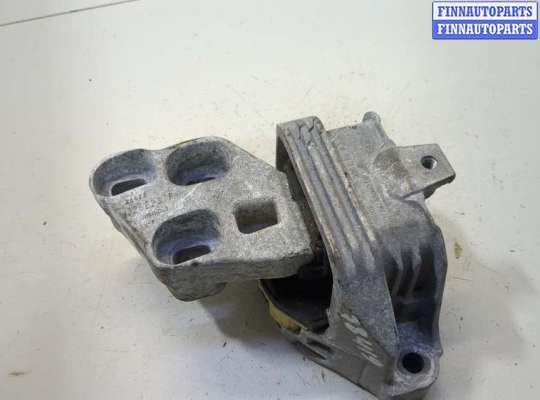 Подушка крепления двигателя MB1458697 на Mercedes A W176 2012-2018