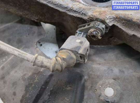купить Ступица (кулак, цапфа) на Volkswagen Touareg 2002-2007