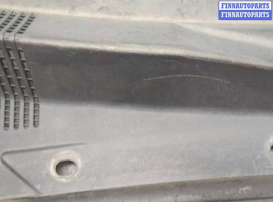 купить Жабо под дворники (дождевик) на Chrysler 300C 2011-