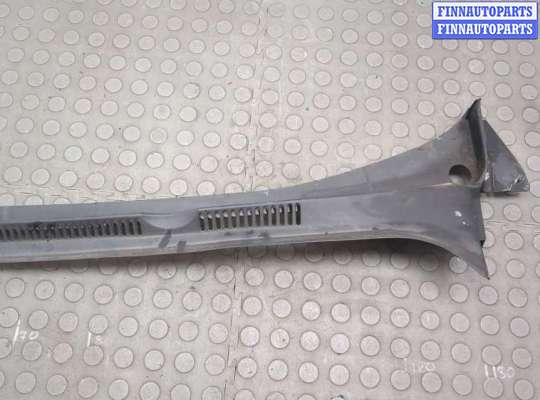 купить Жабо под дворники (дождевик) на Volkswagen Golf Plus