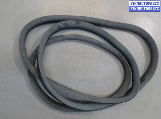 купить Уплотнитель на Mercedes ML W164 2005-2011