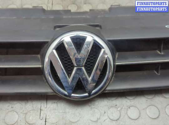 купить Решетка радиатора на Volkswagen Polo 2009-2014