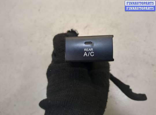 купить Кнопка кондиционера (A/C) на Hyundai Santa Fe 2005-2012