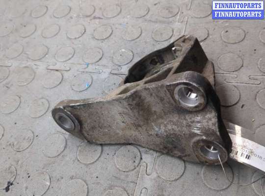 купить Кронштейн полуоси на Renault Scenic 2012-2016