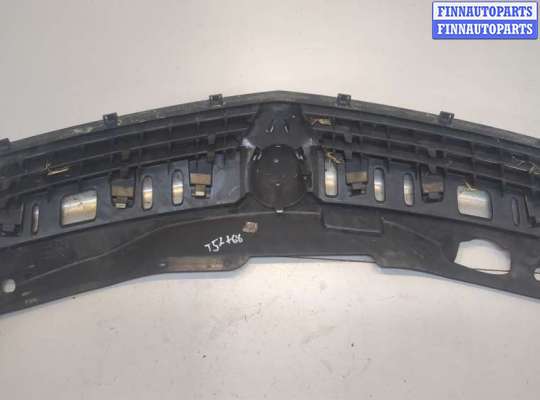купить Решетка радиатора на Opel Astra H 2004-2010