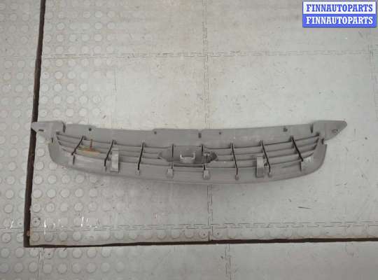 купить Решетка радиатора на Ford Focus 2 2008-2011
