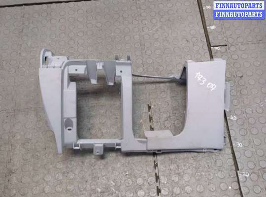 купить Пластик (обшивка) салона на Volkswagen Passat 6 2005-2010