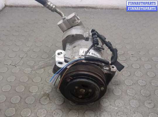 Компрессор кондиционера на Opel Astra J