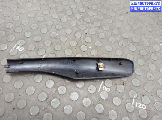купить Накладка рейлинга на Toyota Previa (Estima) 2000-2006