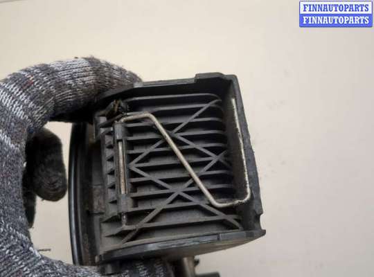 купить Лючок бензобака на Renault Megane 2 2002-2009