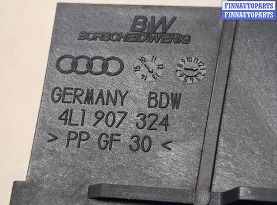 купить Кронштейн блока управления на Audi Q7 2005-2015