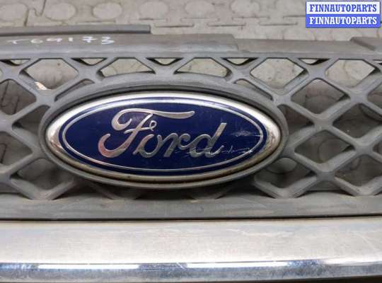 купить Решетка радиатора на Ford Fiesta 2001-2007