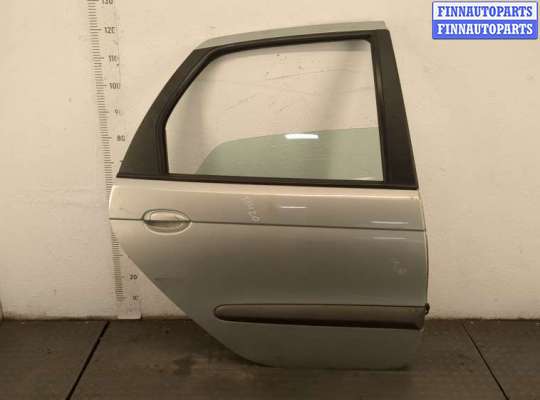 купить Стекло боковой двери на Renault Scenic 1996-2002