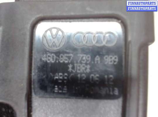 купить Замок ремня безопасности на Audi Q3 2011-2014