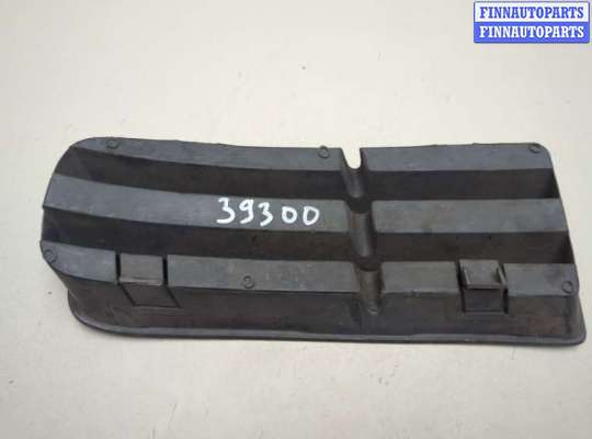 купить Заглушка (решётка) бампера на Volkswagen Golf 4 1997-2005