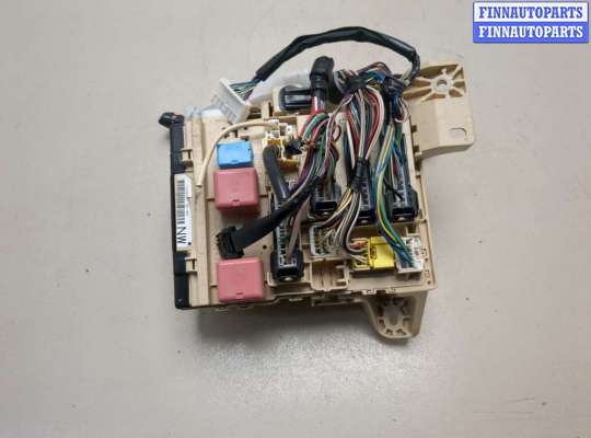 купить Блок предохранителей на Toyota Camry V40 2006-2011