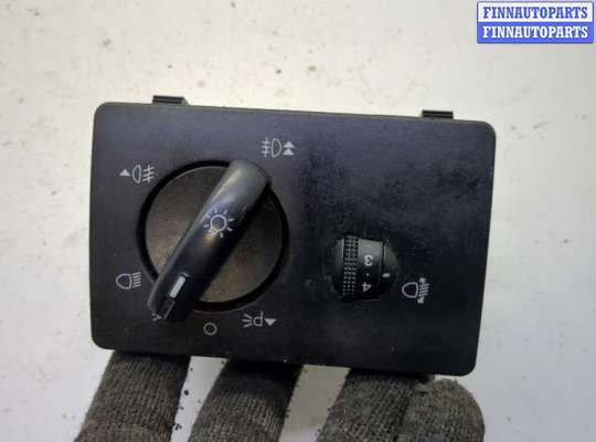 Переключатель света FO2143514 на Ford Focus 2 2008-2011