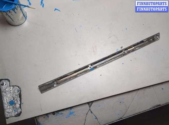 купить Молдинг двери на Cadillac Escalade 3 2006-2014