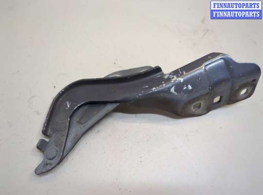 Петля капота