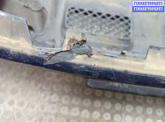 купить Заглушка (решётка) бампера на Volkswagen Touareg 2002-2007
