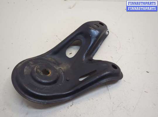купить Кронштейн (лапа крепления) на Toyota Highlander 1 2001-2007