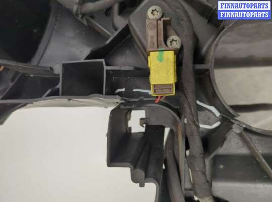 купить Рамка передняя (телевизор) на Audi Q7 2005-2015