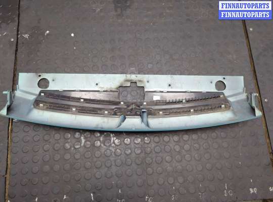 купить Решетка радиатора на Citroen Berlingo 2002-2008