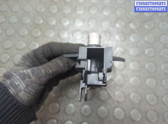 купить Кнопка открывания багажника с крышки на Opel Astra G 1998-2005