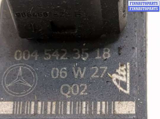 купить Датчик удара на Mercedes CLS C219 2004-2010