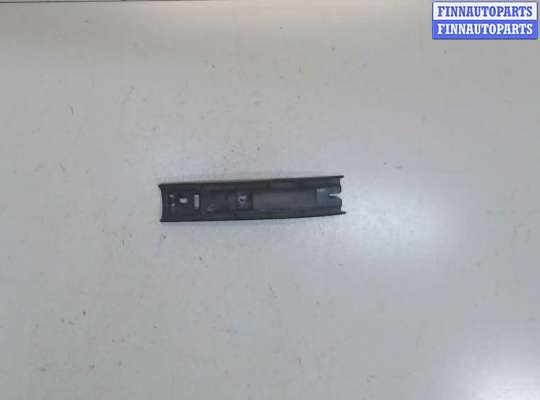 купить Кронштейн рейлинга на Chrysler Town-Country 2001-2008