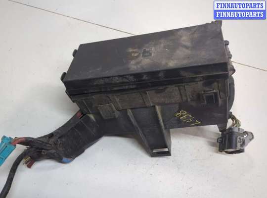 купить Блок предохранителей на Ford Explorer 2010-2015