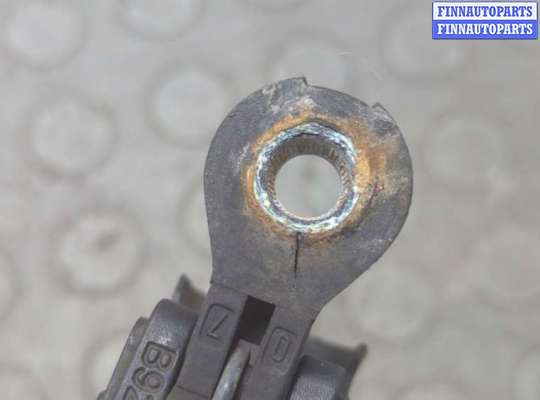 купить Щеткодержатель на Fiat 500L 2012-2022