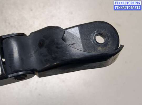 купить Щеткодержатель на Toyota Corolla E11 1997-2001