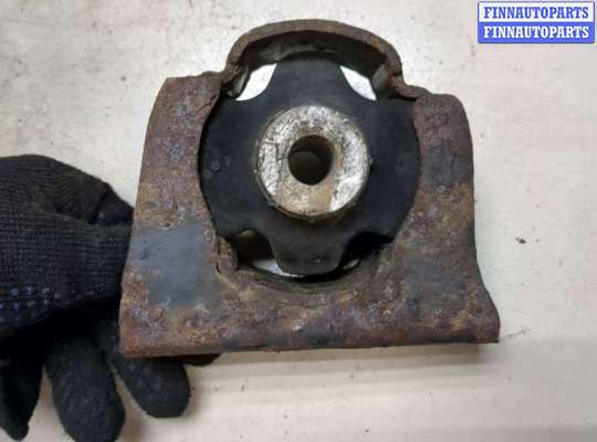 купить Подушка крепления двигателя на Toyota Auris E15 2006-2012