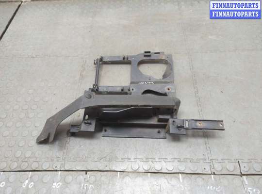 Кронштейн фары CH468515 на Chevrolet Tahoe 1999-2006