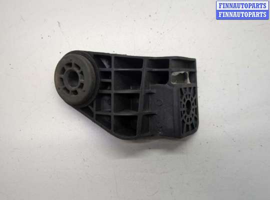 купить Кронштейн радиатора на Chevrolet Equinox 2017-2024