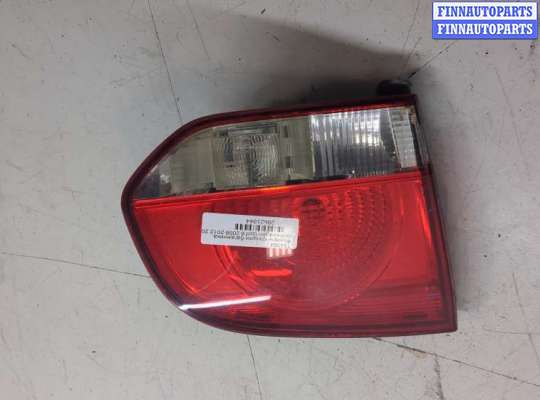 Фонарь крышки багажника на Volkswagen Golf VI (5K)