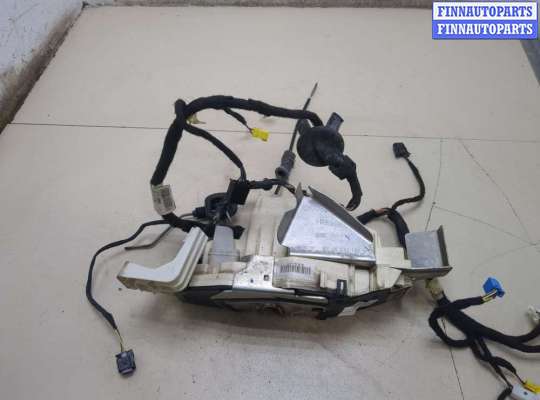 Замок двери MB1561306 на Mercedes S W221 2005-2013