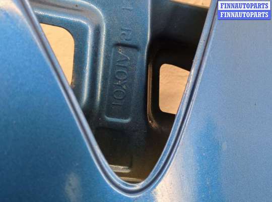 купить Крыло на Toyota Auris E15 2006-2012