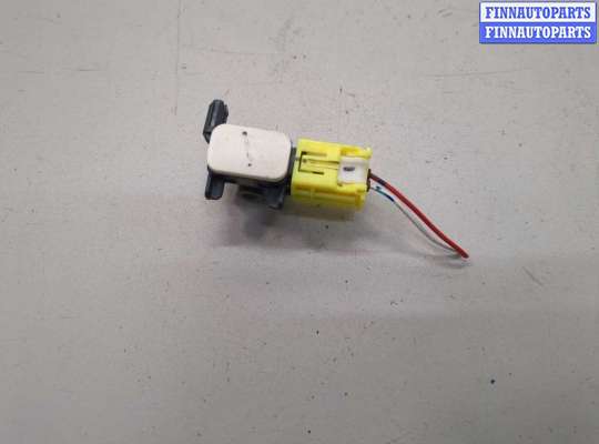 Датчик удара IFM3583 на Infiniti QX80 2014-2017