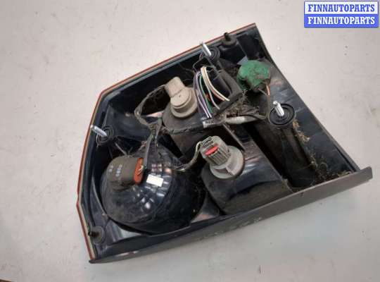 купить Фонарь (задний) на Chrysler 300C 2004-2011