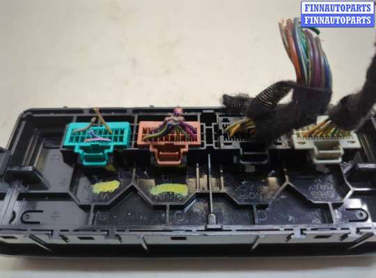 купить Блок управления климат-контролем на Cadillac SRX 2009-2016