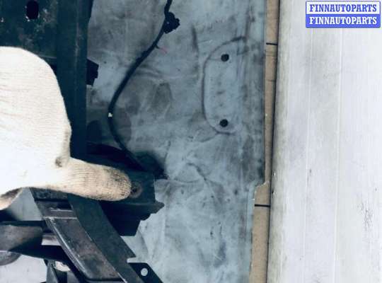 Панель передняя (телевизор) на Audi Q7 (4L)